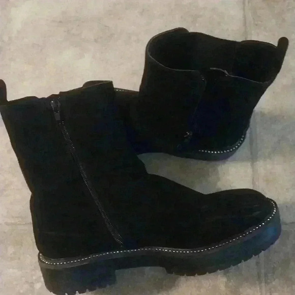 Black Flat Chunky Ankle Boots w Rhinestone Embellishment Edging.Sz 7 - Picture 8 of 10